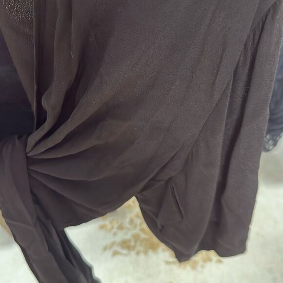 -XIX Palms - Black Oversized Wrap Crop Top - Large Tie White Crop Top - Picture 4 of 5